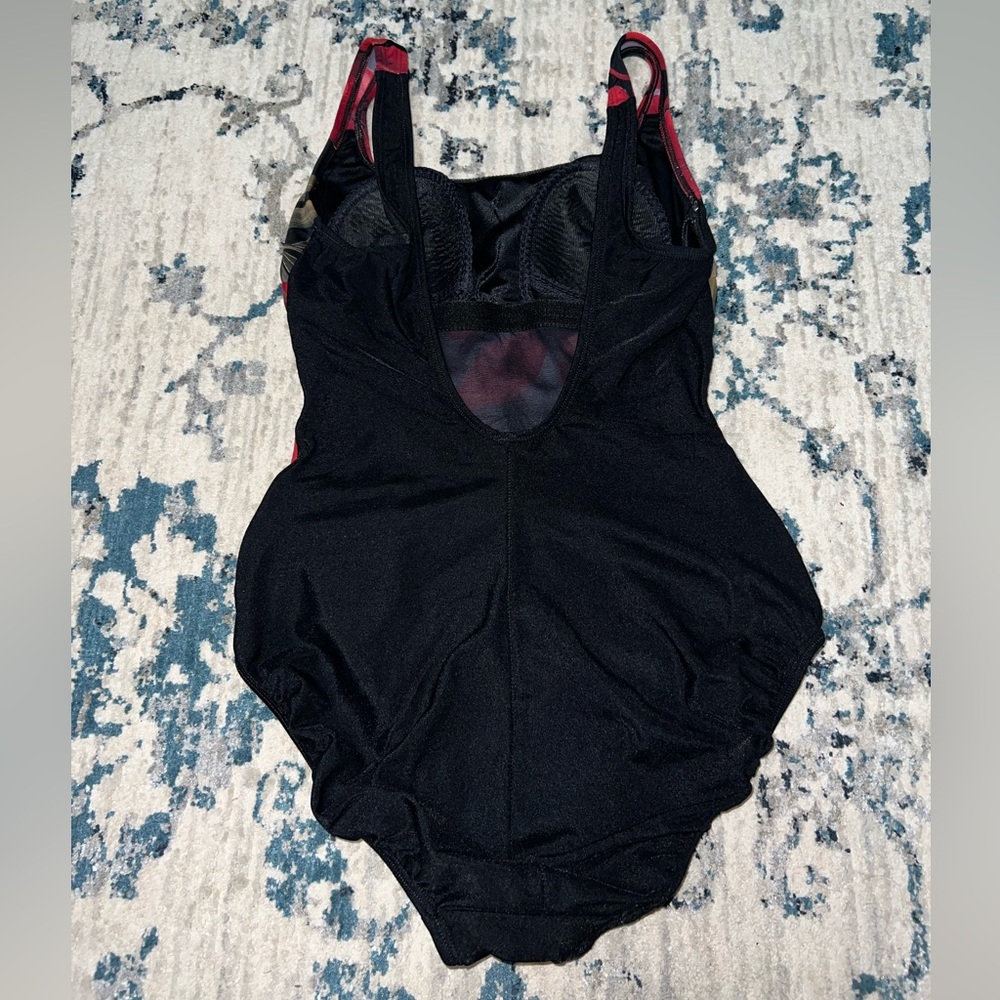One Piece Swimsuit - Picture 5 of 5
